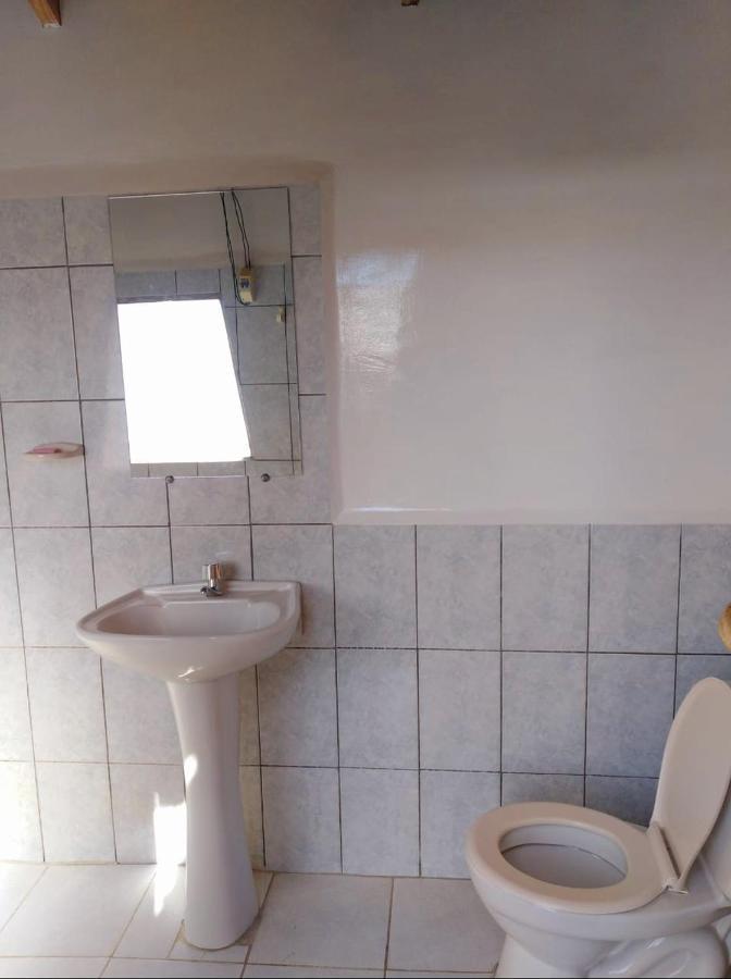 Wara Uta Lodge Comunidad Yumani Ngoại thất bức ảnh